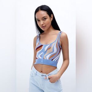 La Hearts Cropped Sweater Tank